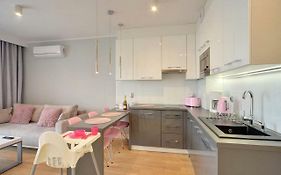PINK APARTMENT Leśne Tarasy